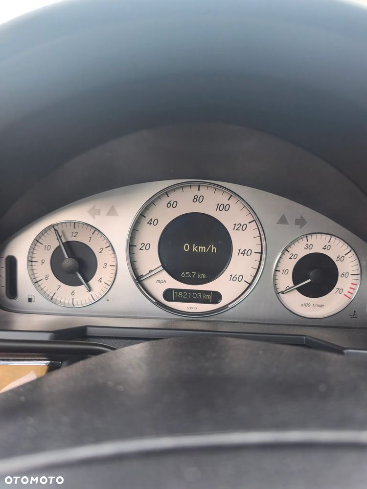 Mercedes-Benz Klasa E 350 4-Matic Avantgarde - 8