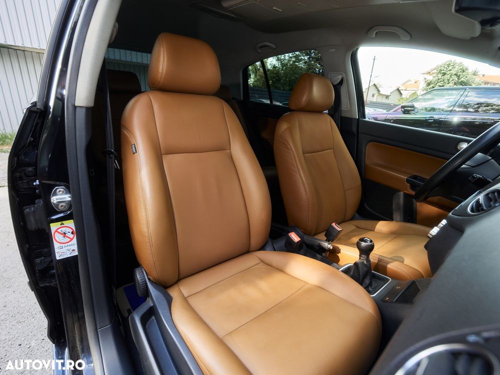 Volkswagen Golf Plus - 18