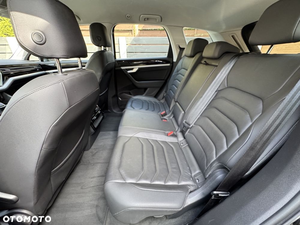 Volkswagen Touareg 3.0 V6 TDI SCR 4Mot Elegance - 15