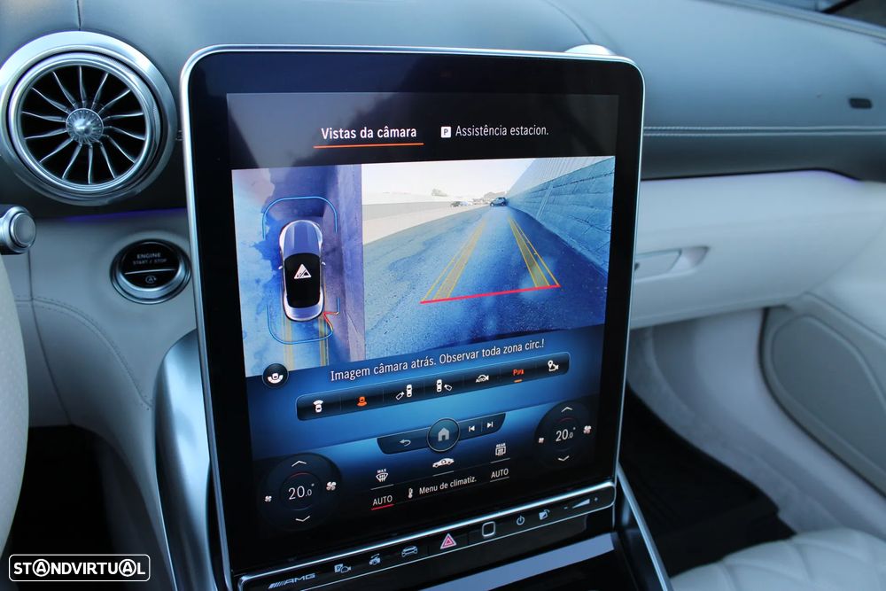 Mercedes-Benz SL 63 AMG 4Matic+ - 39