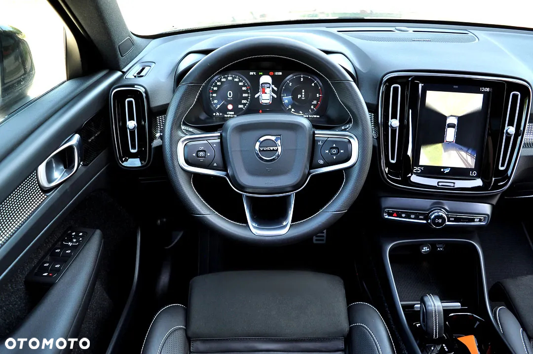 Volvo XC 40 D3 R-Design - 24