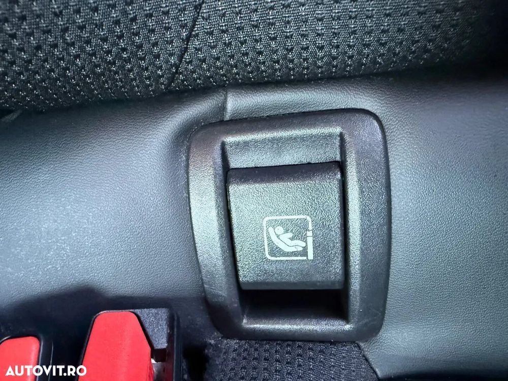 Renault Megane TCe 140 EDC GPF Intens - 25