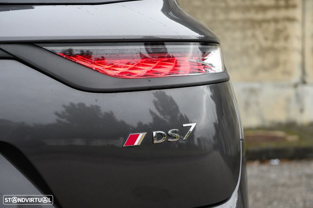 DS DS7 Crossback E-Tense Performance Line EAT8 - 11