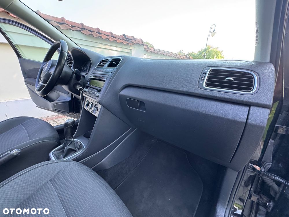 Volkswagen Polo - 23