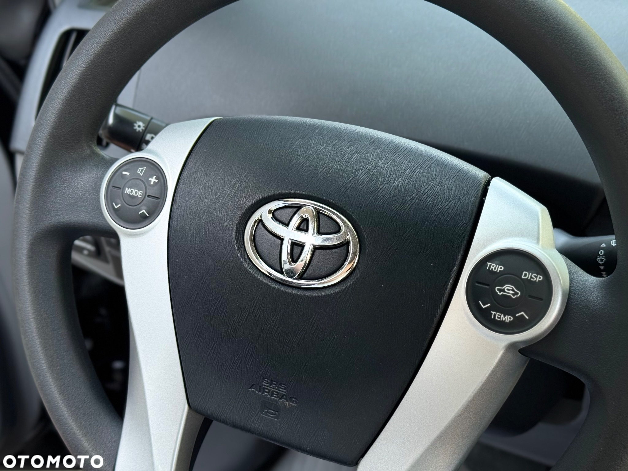 Toyota Prius - 15