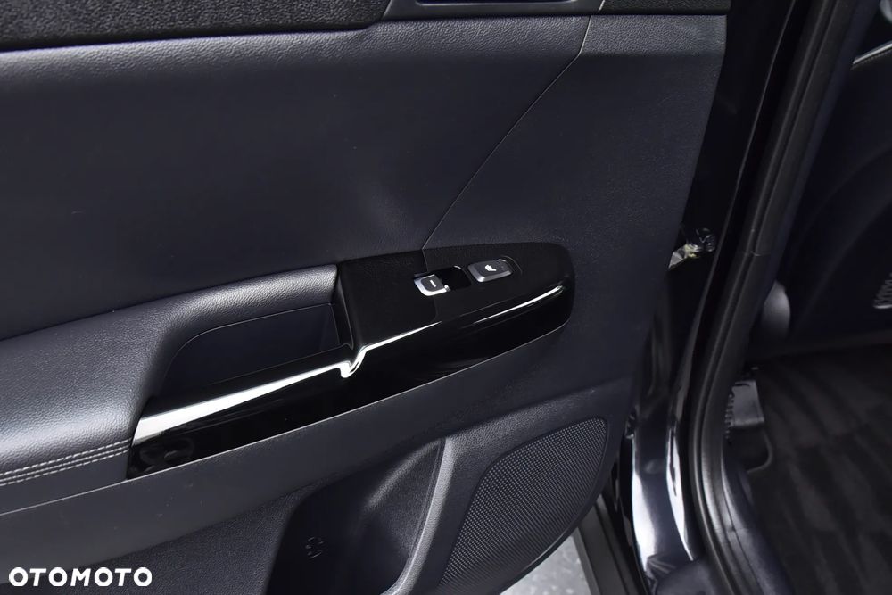 Kia Sportage 1.6 GDI 2WD DREAM-TEAM EDITION - 26