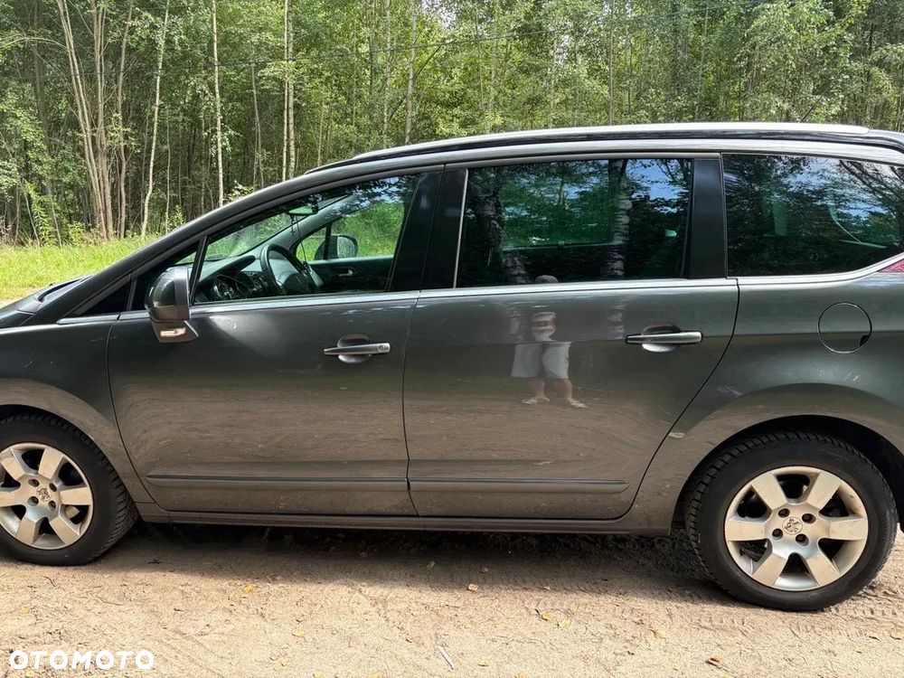 Peugeot 5008 - 9