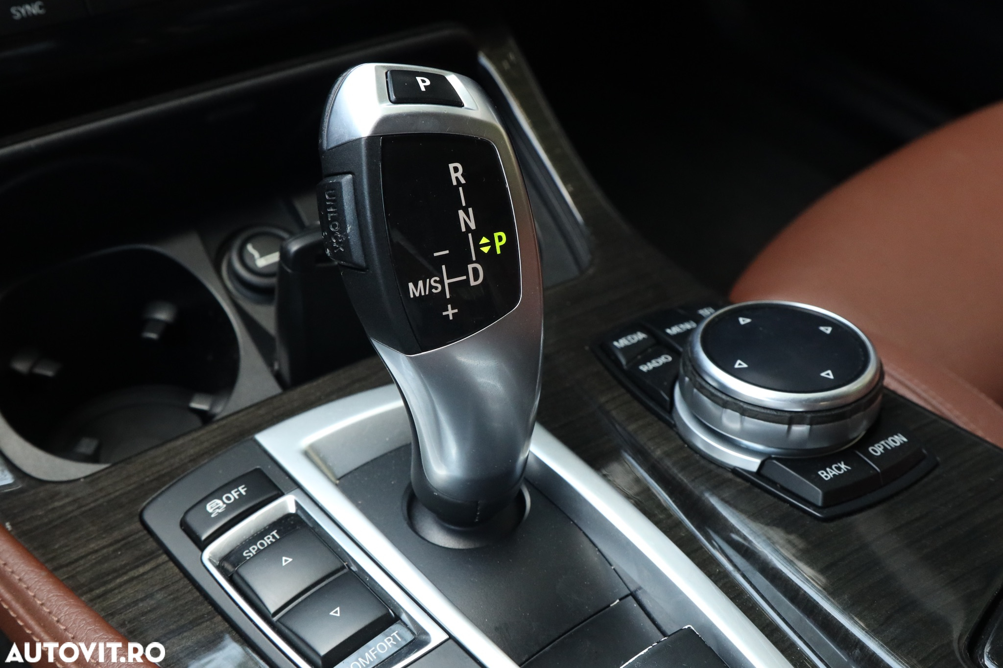 BMW Seria 5 520i Touring Aut. Luxury Line - 23