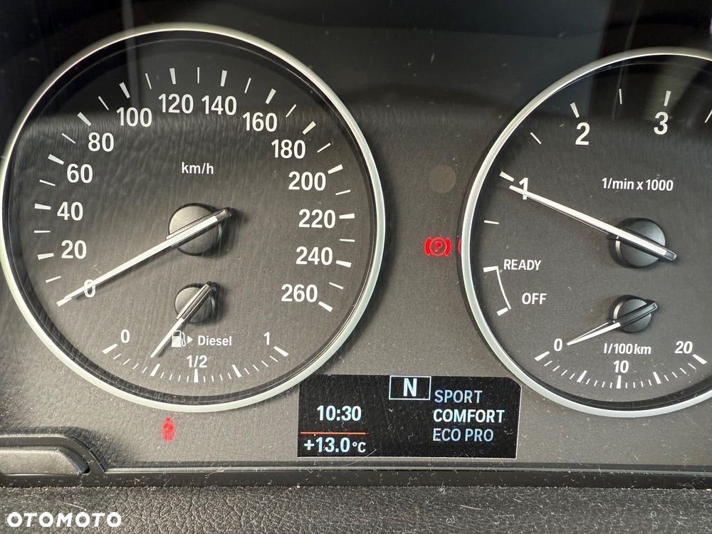 BMW Seria 2 216d - 16