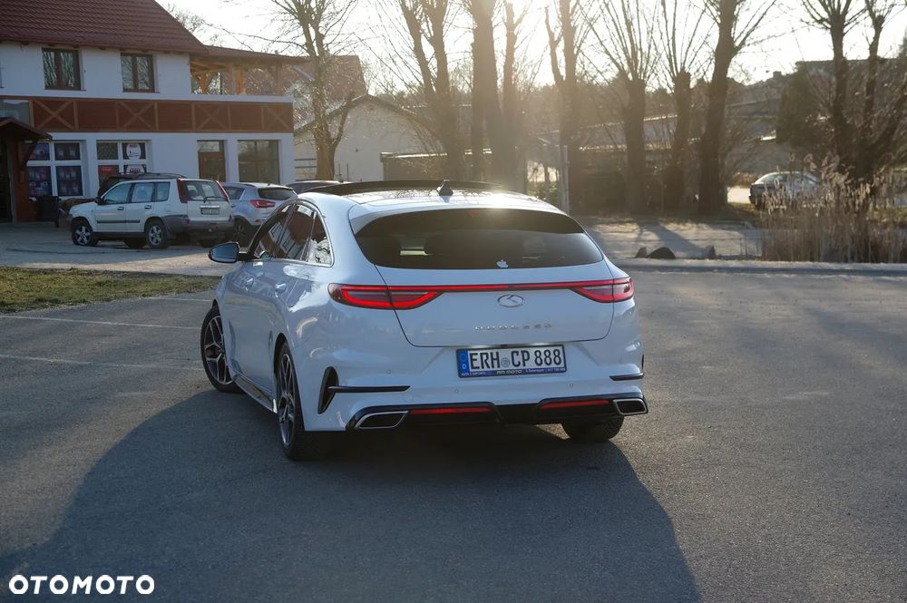 Kia ProCeed 1.6 CRDi DCT7 SCR GT LINE - 14