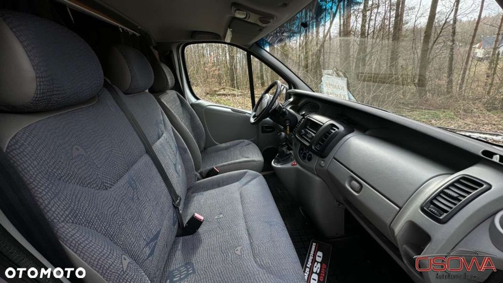 Renault Trafic - 17