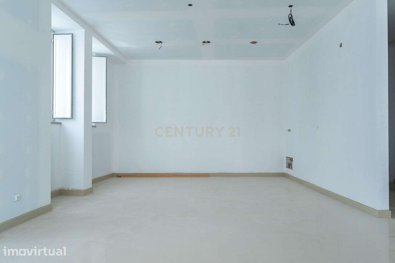 Moradia NOVA T2 com Garagem, Terraço e Piscina Privada - Centro de Olh - Grande imagem: 5/30
