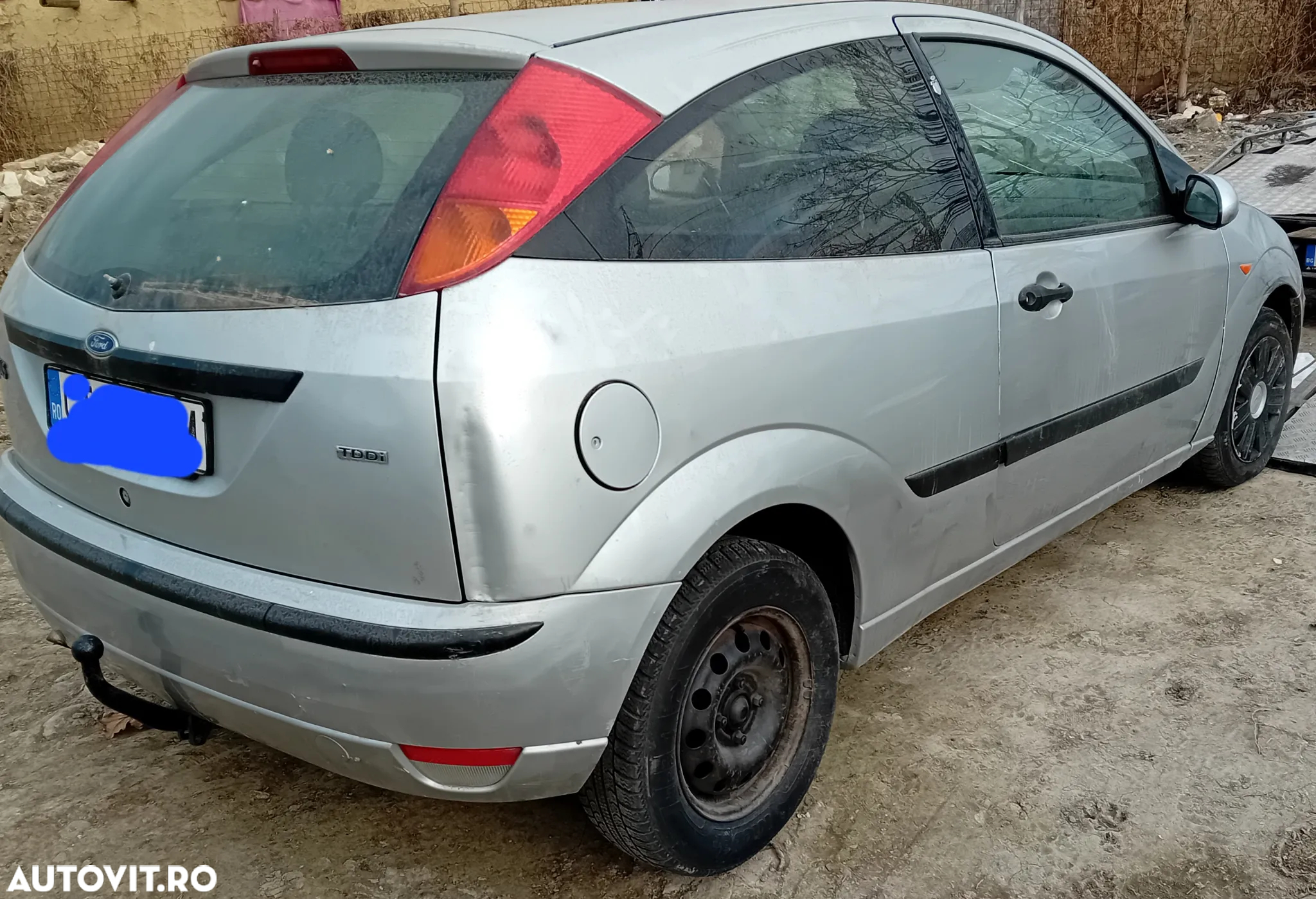 Dezmembrez ford focus diesel si bezina 1.8 si 1.6 - 4