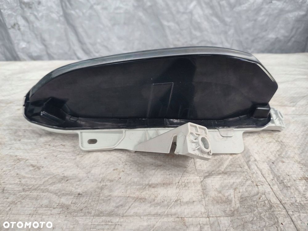 mazda cx-60 led do jazdy dziennej kaaa51060 - 3