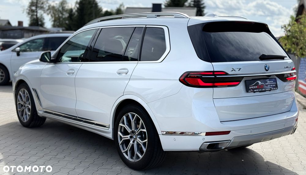 BMW X7 - 11