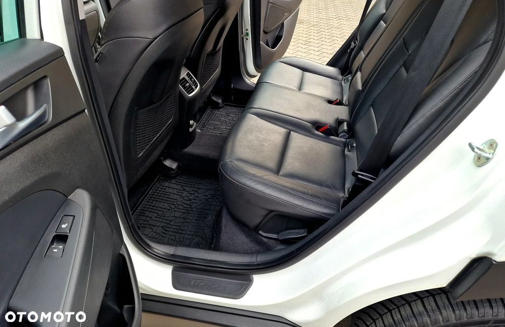 Hyundai Tucson 1.6 T-GDI Premium 4WD DCT - 24
