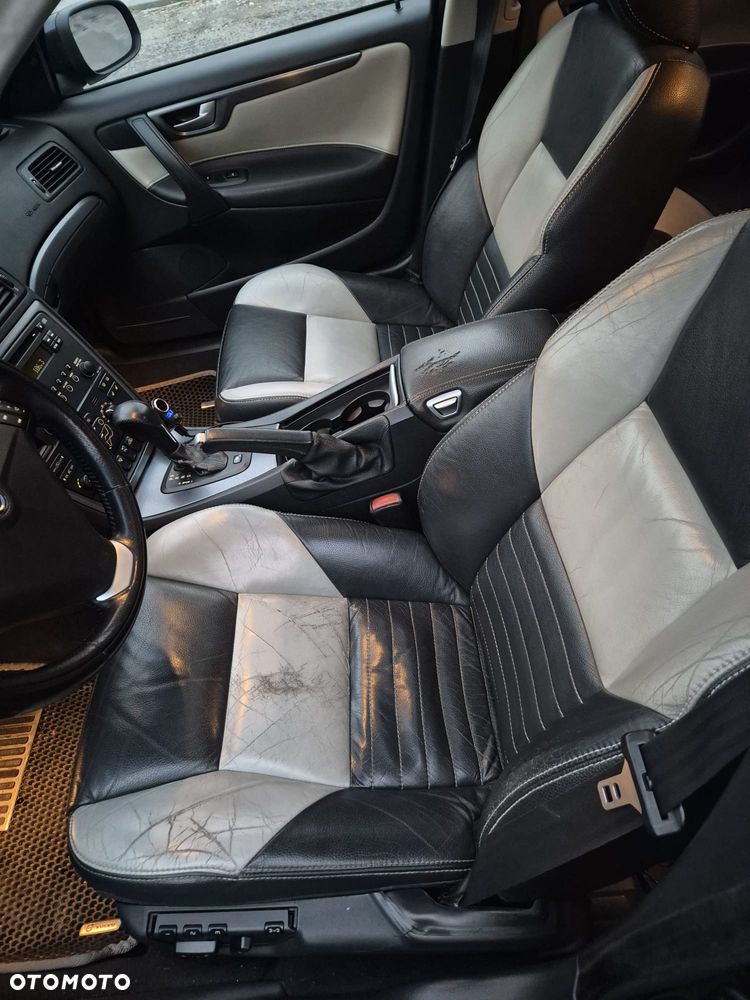 Volvo S60 2.4D5 Rubin - 12