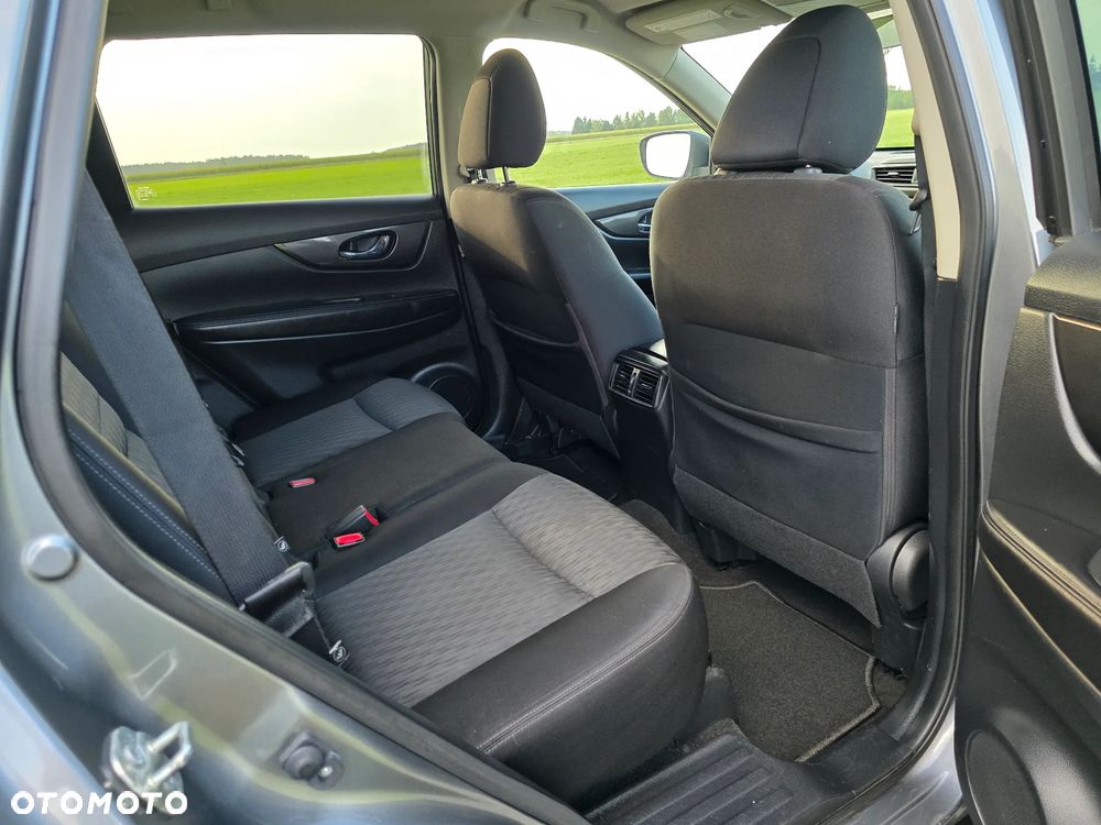 Nissan Rogue - 14