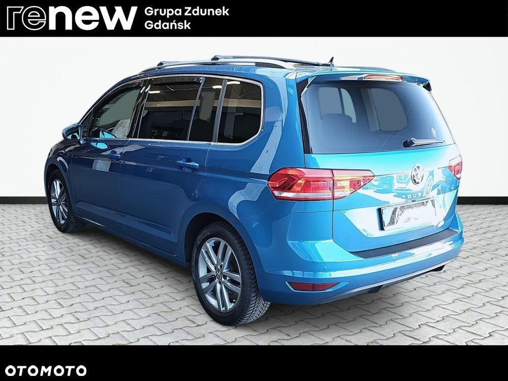 Volkswagen Touran - 8