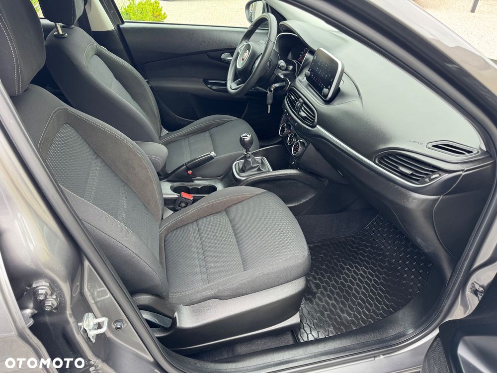Fiat Tipo 1.4 T-Jet Business Line - 17