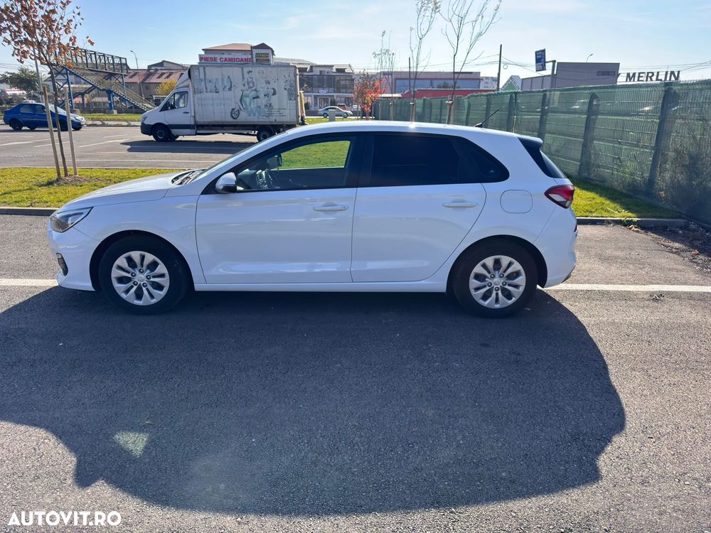 Hyundai i30 1.4 100CP 5DR M/T Classic+ - 5