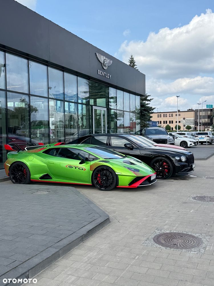 Lamborghini Huracan - 1
