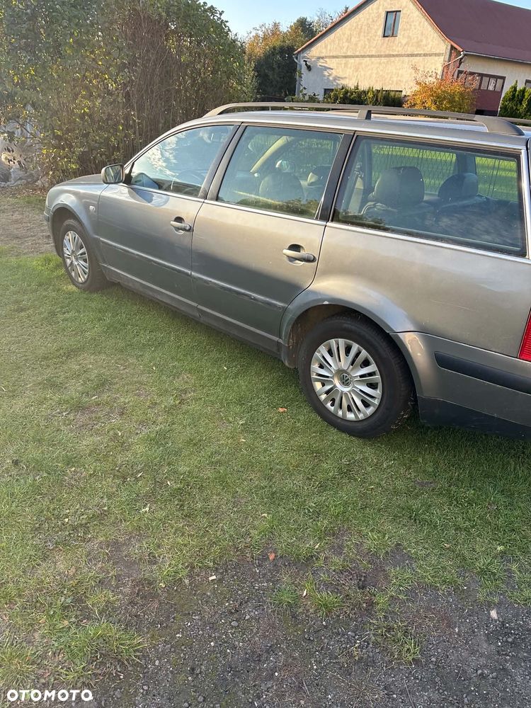 Volkswagen Passat - 2
