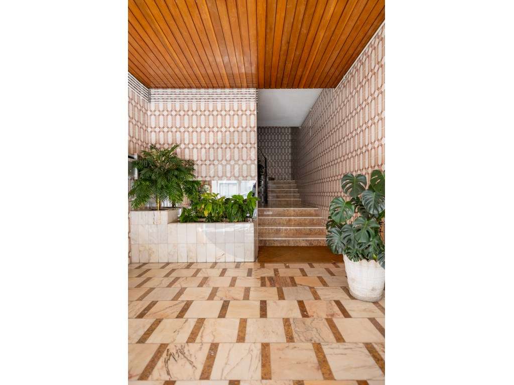 T4 Vila Nova de Gaia c/Garagem fechada para 2 carros e terraço - Grande imagem: 2/25