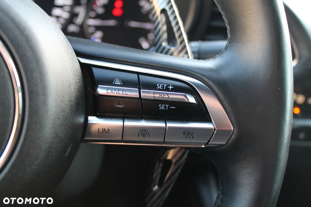 Mazda 3 SKYACTIV-G 2.0 M-Hybrid DRIVE SELECTION - 27