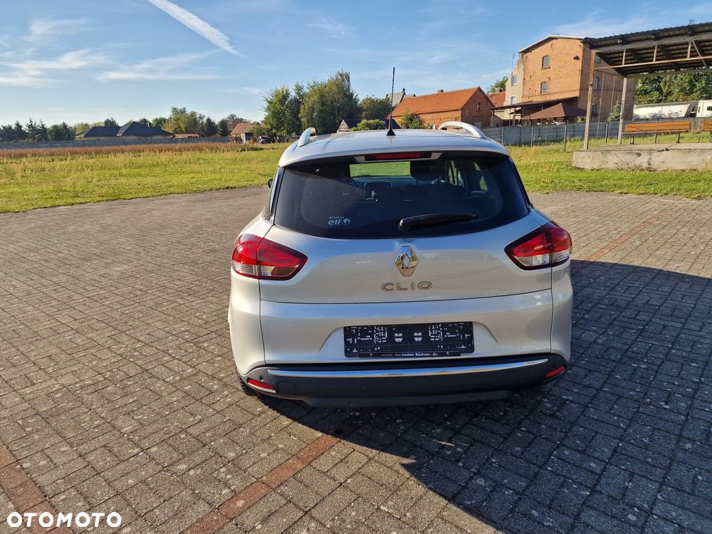 Renault Clio - 6