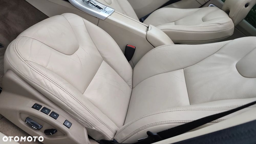 Volvo XC 60 T6 AWD RDesign - 10
