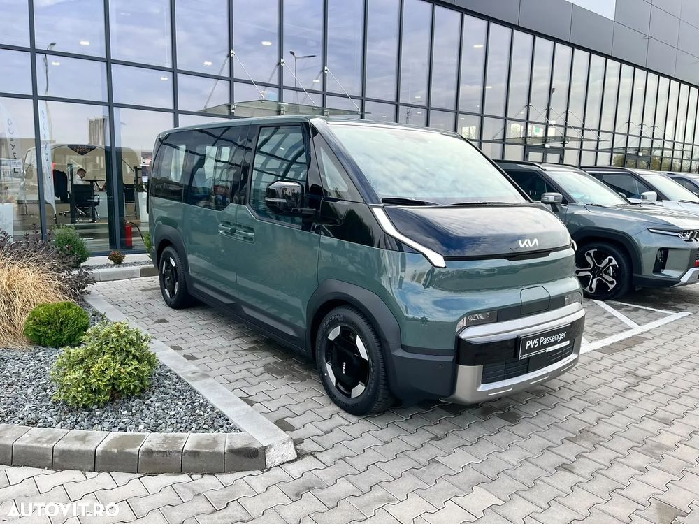 Kia PV5 Passenger - 10