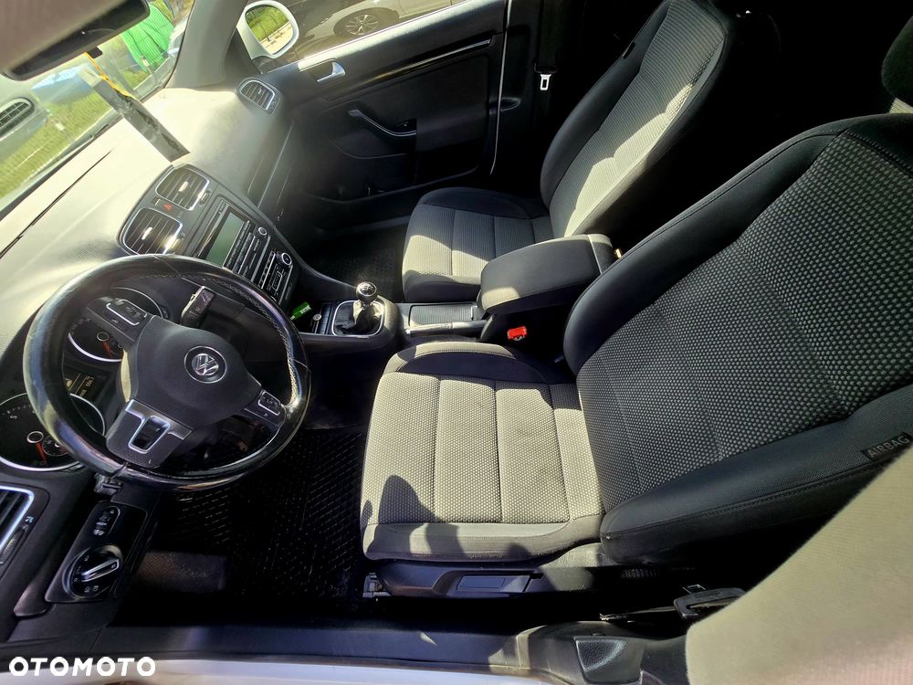 Volkswagen Golf 1.6 Comfortline - 18