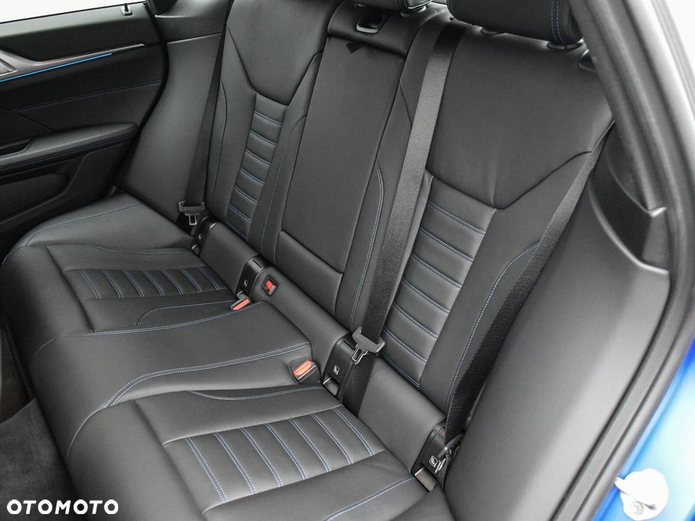 BMW i4 80.7kWh M50 - 23