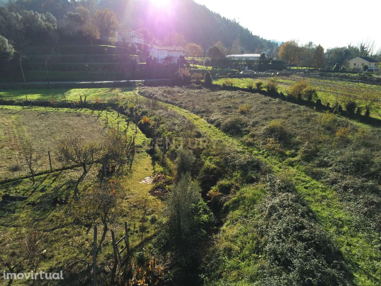 Terreno para Venda - 2.420 m² Pura Tranquilidade com pequeno RIO - Grande imagem: 2/29