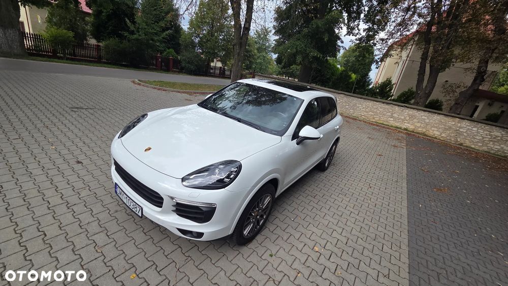 Porsche Cayenne Platinum Edition - 10