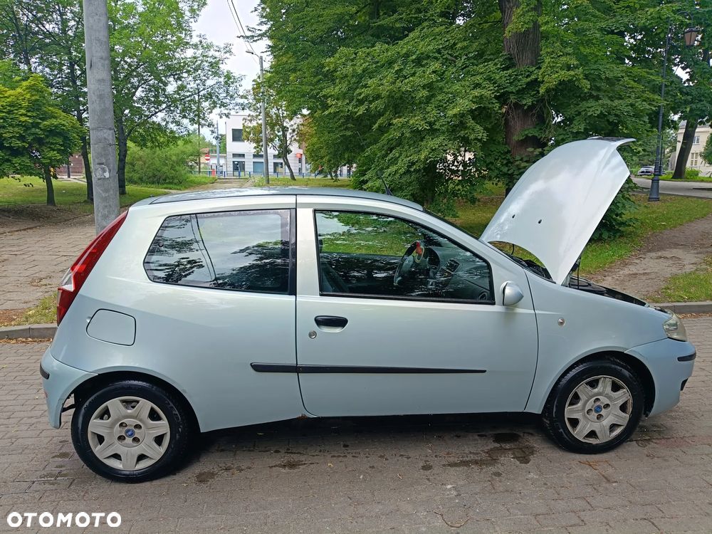 Fiat Punto 1.2 8V Active - 10
