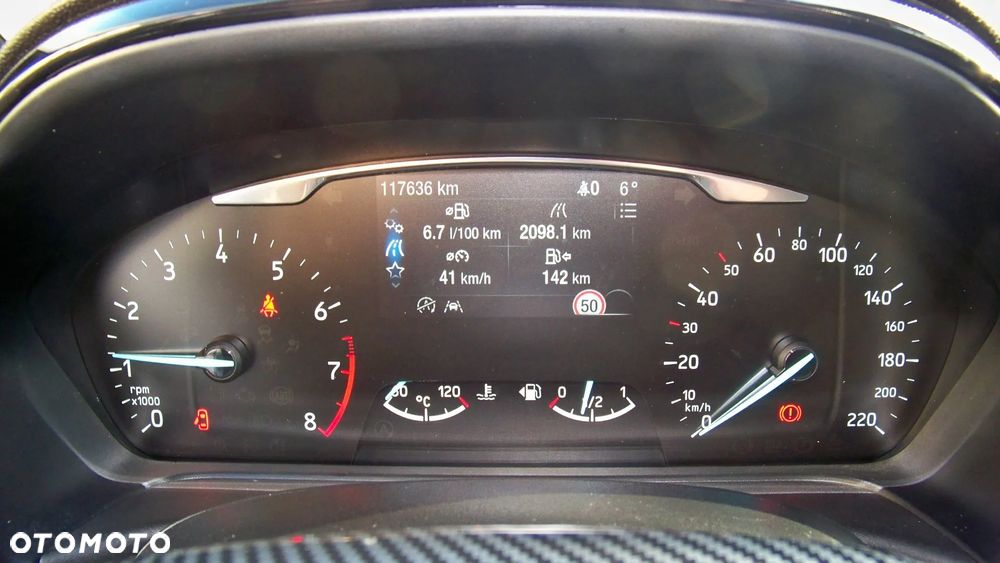 Ford Fiesta 1.1 S&S TITANIUM - 17