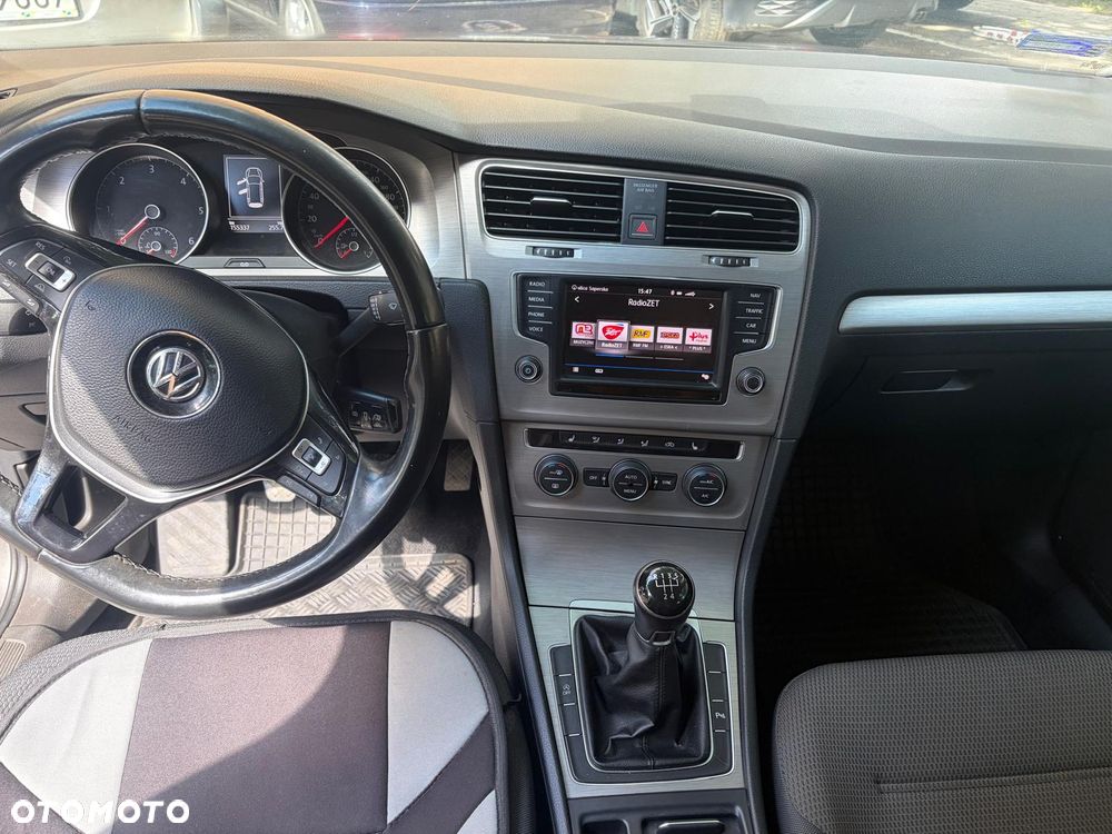 Volkswagen Golf 1.6 TDI BlueMotion Trendline - 3