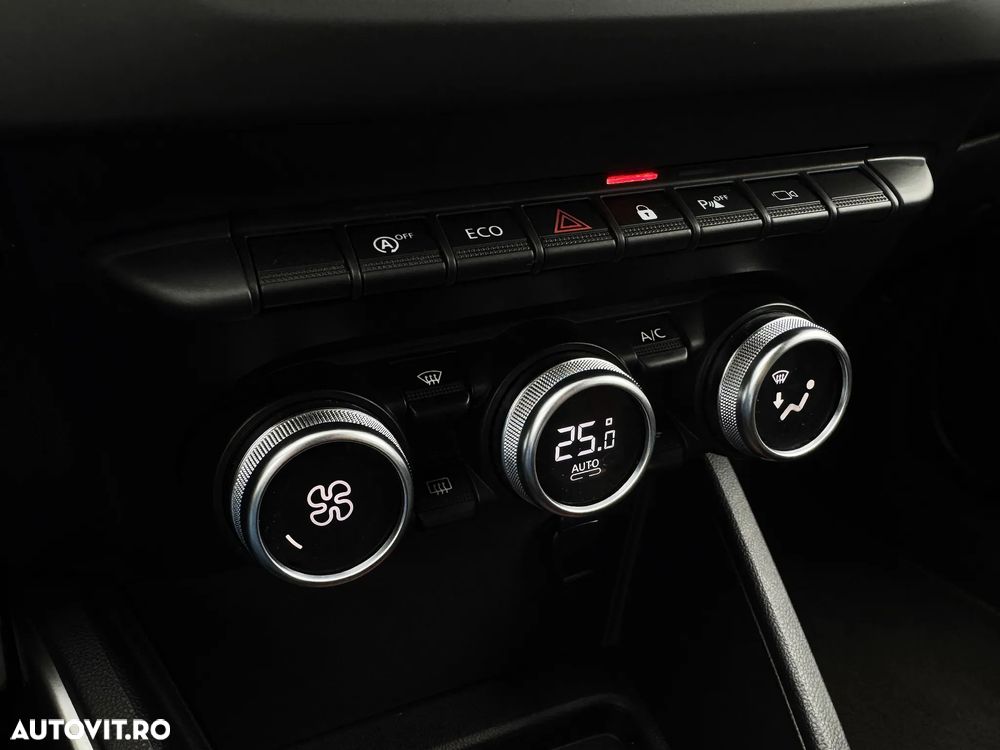 Dacia Duster TCe 130 2WD GPF Celebration - 27