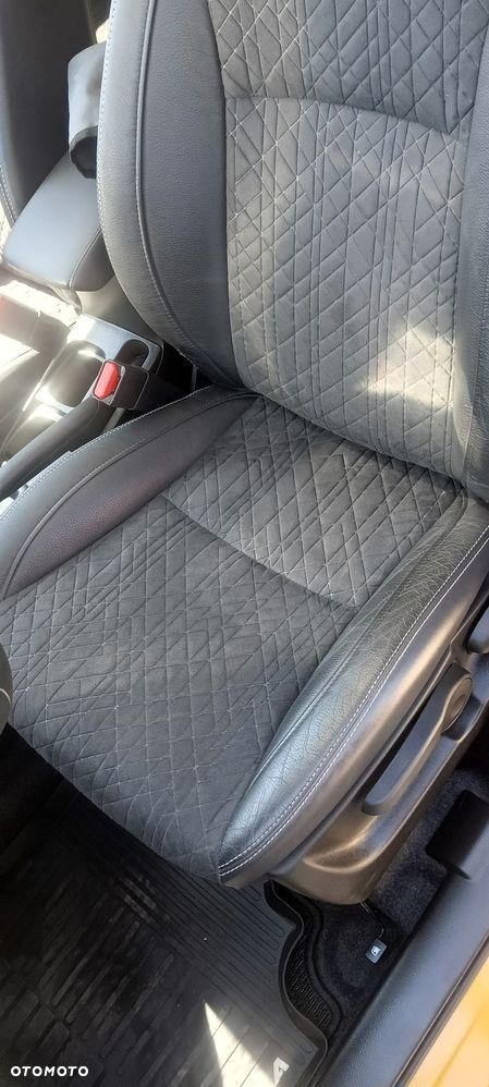 Suzuki Vitara 1.5 Dualjet Hybrid AGS Comfort+ - 10