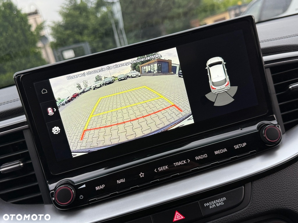 Kia XCeed - 26