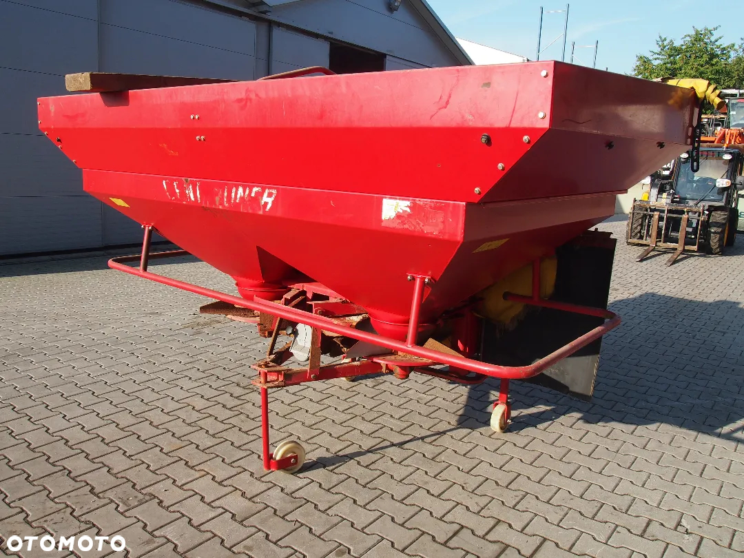 Rodziewacz nawozów lely z wagą i komputerem wysiewającym - 5