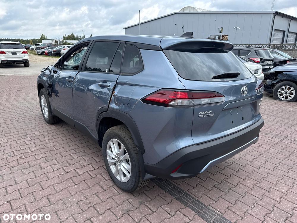 Toyota Corolla Cross - 3
