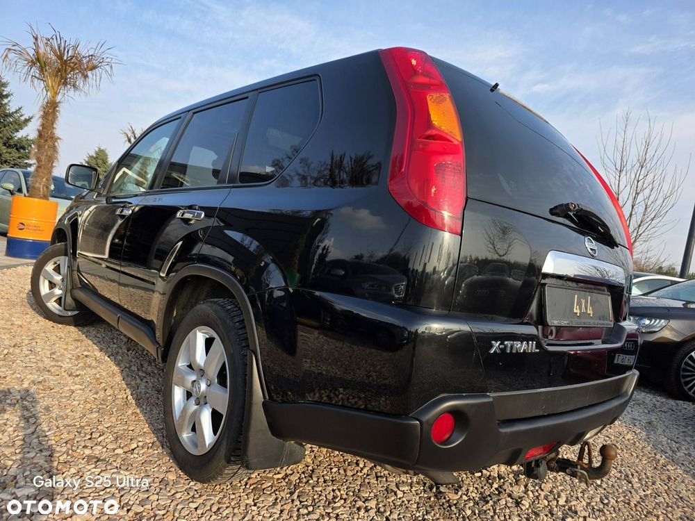 Nissan X-Trail 2.5 4x4 CVT-Automatik SE - 15