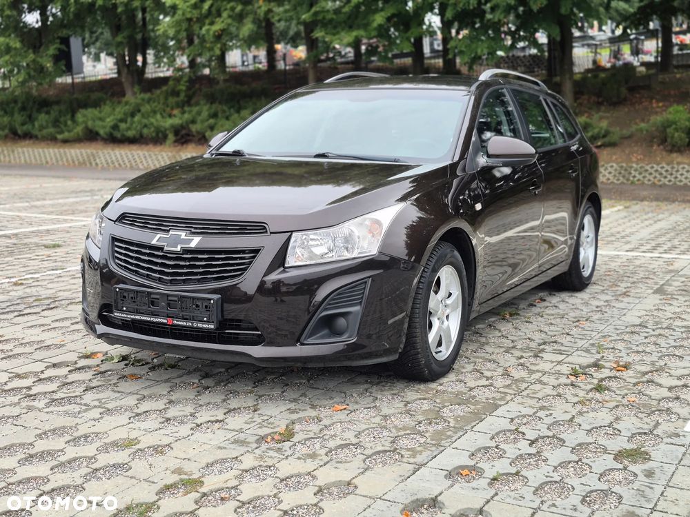 Chevrolet Cruze 1.6 LS - 3