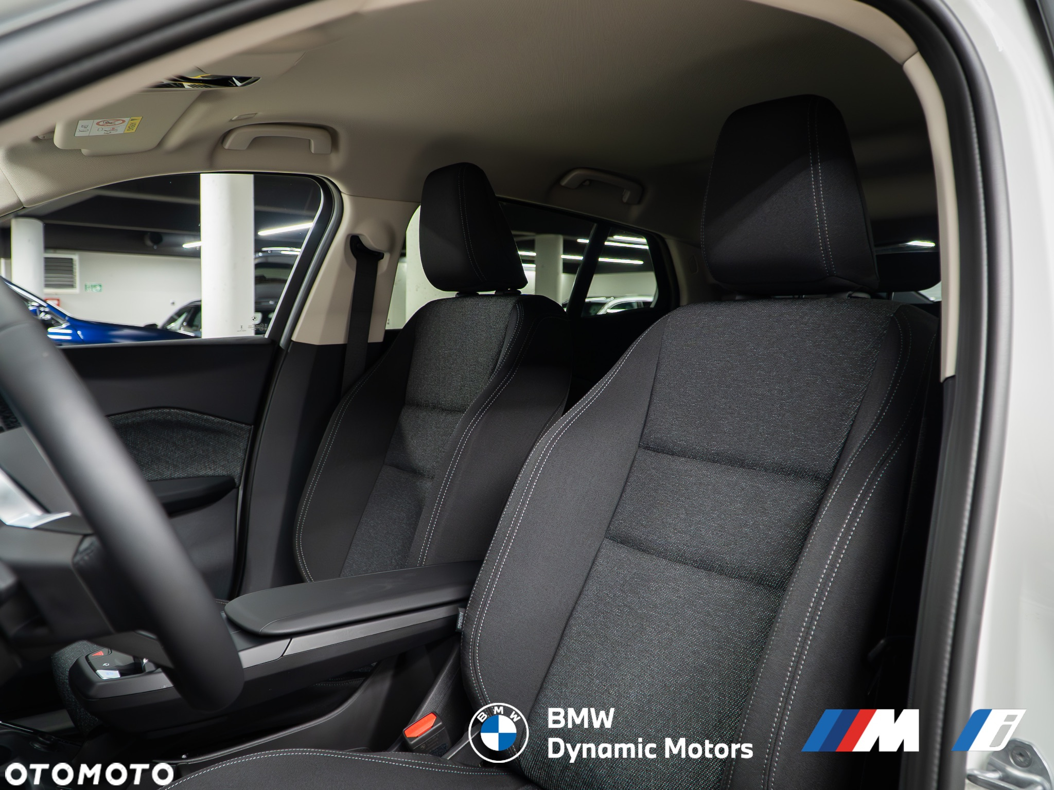 BMW iX2 eDrive20 - 13