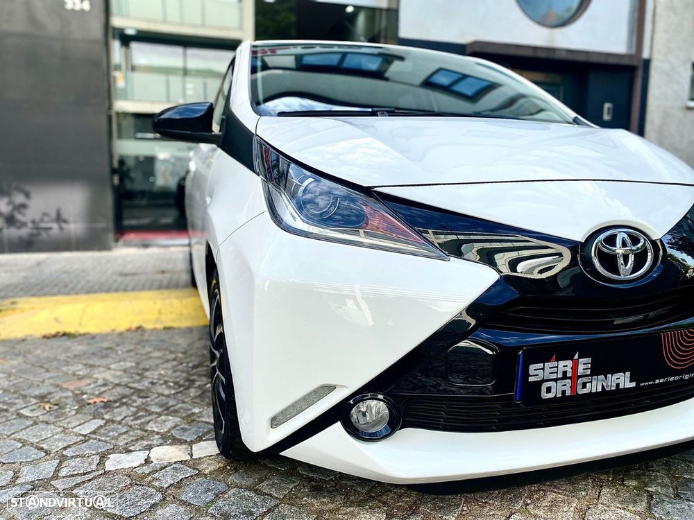 Toyota Aygo 1.0 X-Cite - 4
