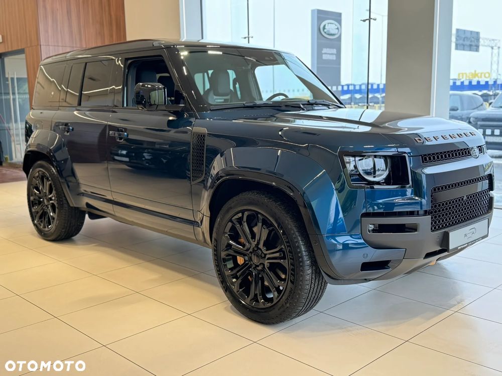 Land Rover Defender 5.0 P525 V8 - 2