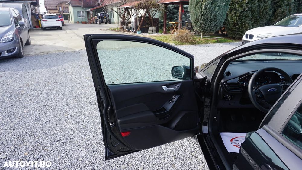 Ford Fiesta 1.1 S&S TITANIUM - 6